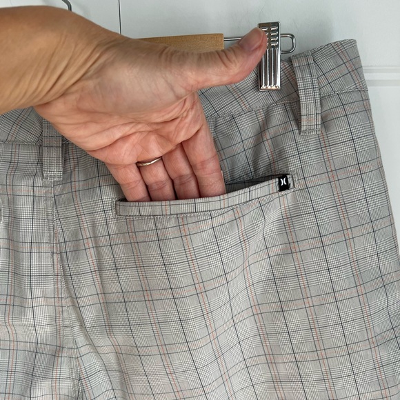 Hurley golf shorts - Picture 4 of 10